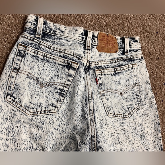 Vintage Acid Wash Levi’s 701 Student Fit 27x28 - Picture 3 of 7